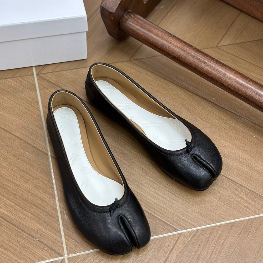 Maison Margiela Tabi Loafer | Black tabi - Picture 9 of 9
